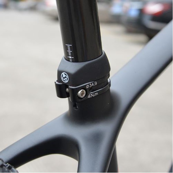 Joint couleur sur collier de tige de selle Fouriers SCL-S006-CA sur vélo