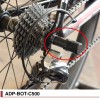 Support éclairage vélo / Protège dérailleur carbone Fouriers ado-bot-c500